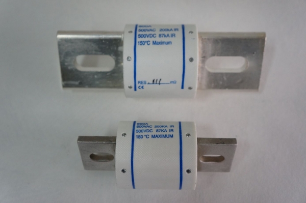 Normes UL / CSA fusibles ULTRA RAPIDES de protection composants électronique de puissance